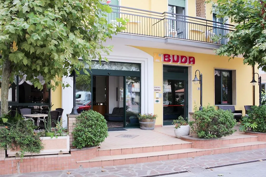 Hotel Buda-1