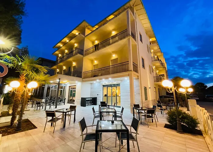 Hotel con golf: Hotel Bolognese