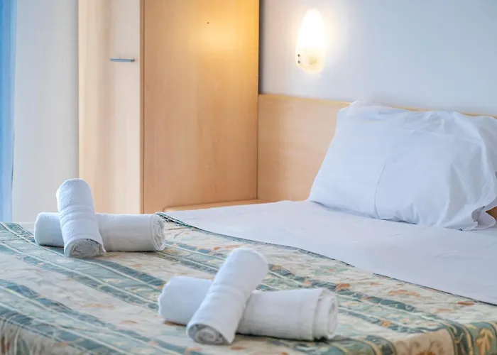 Nautilus Hotel Family
